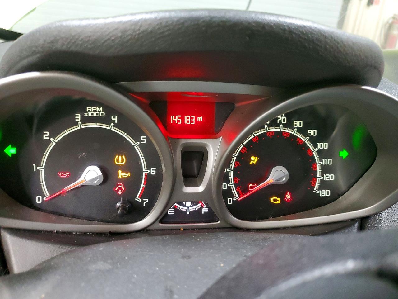 FORD FIESTA 2013 — 10