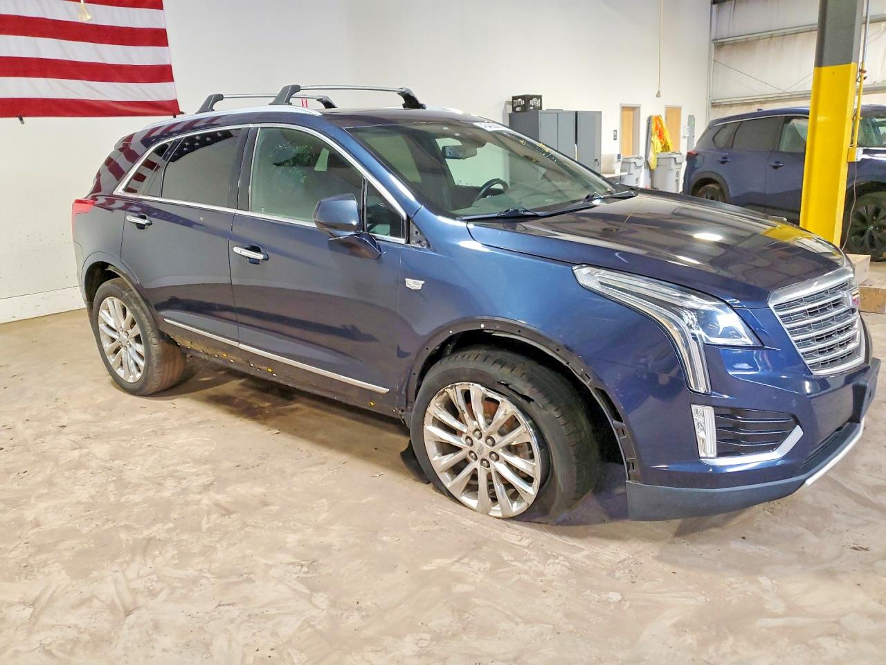 2017 CADILLAC XT5 PLATINUM