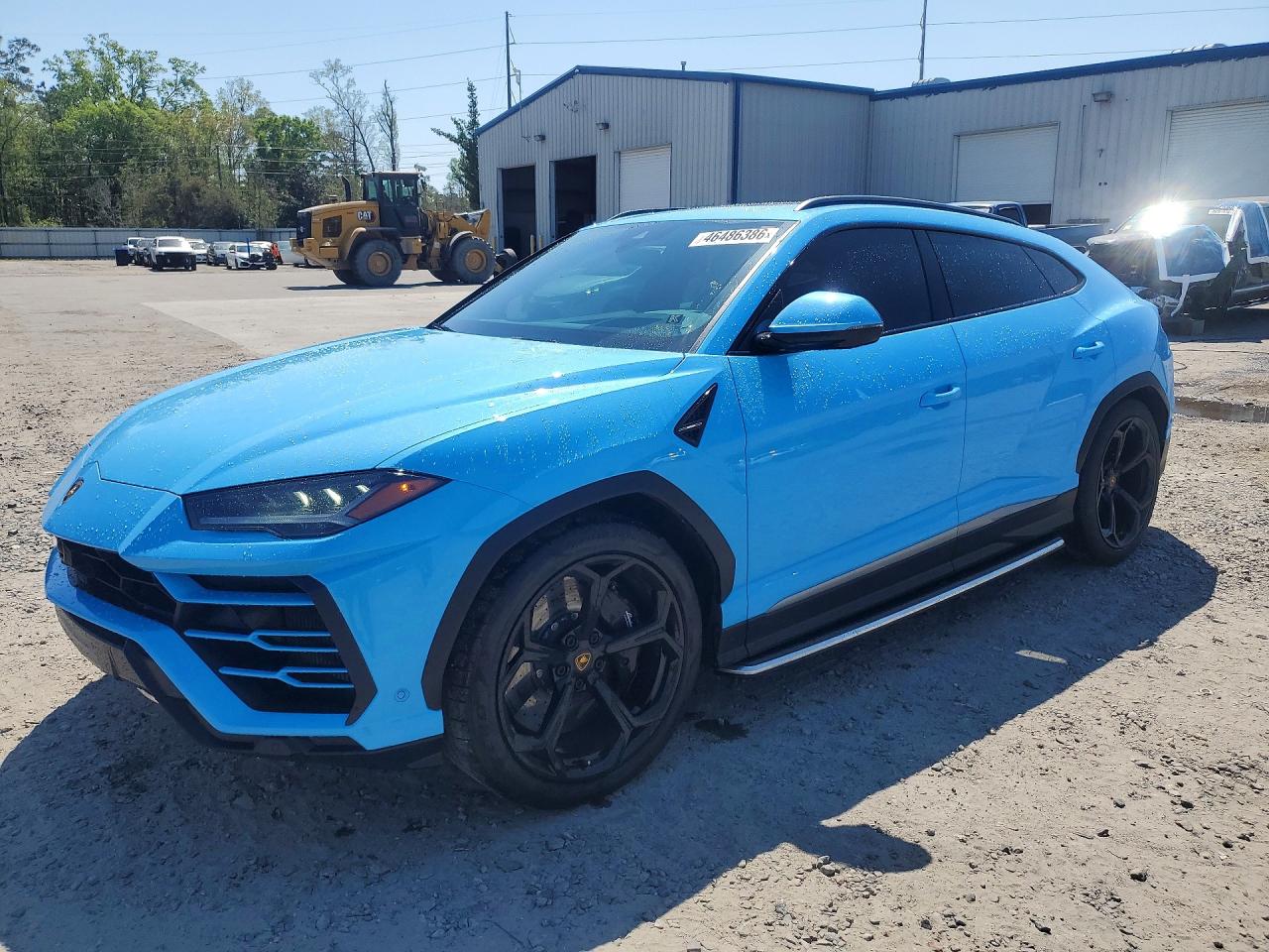 LAMBORGHINI URUS 2022 — 2