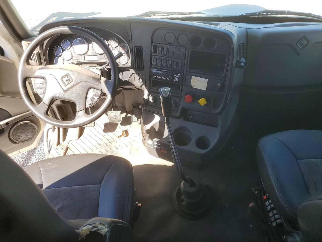 INTERNATIONAL PROSTAR 2016 — 10