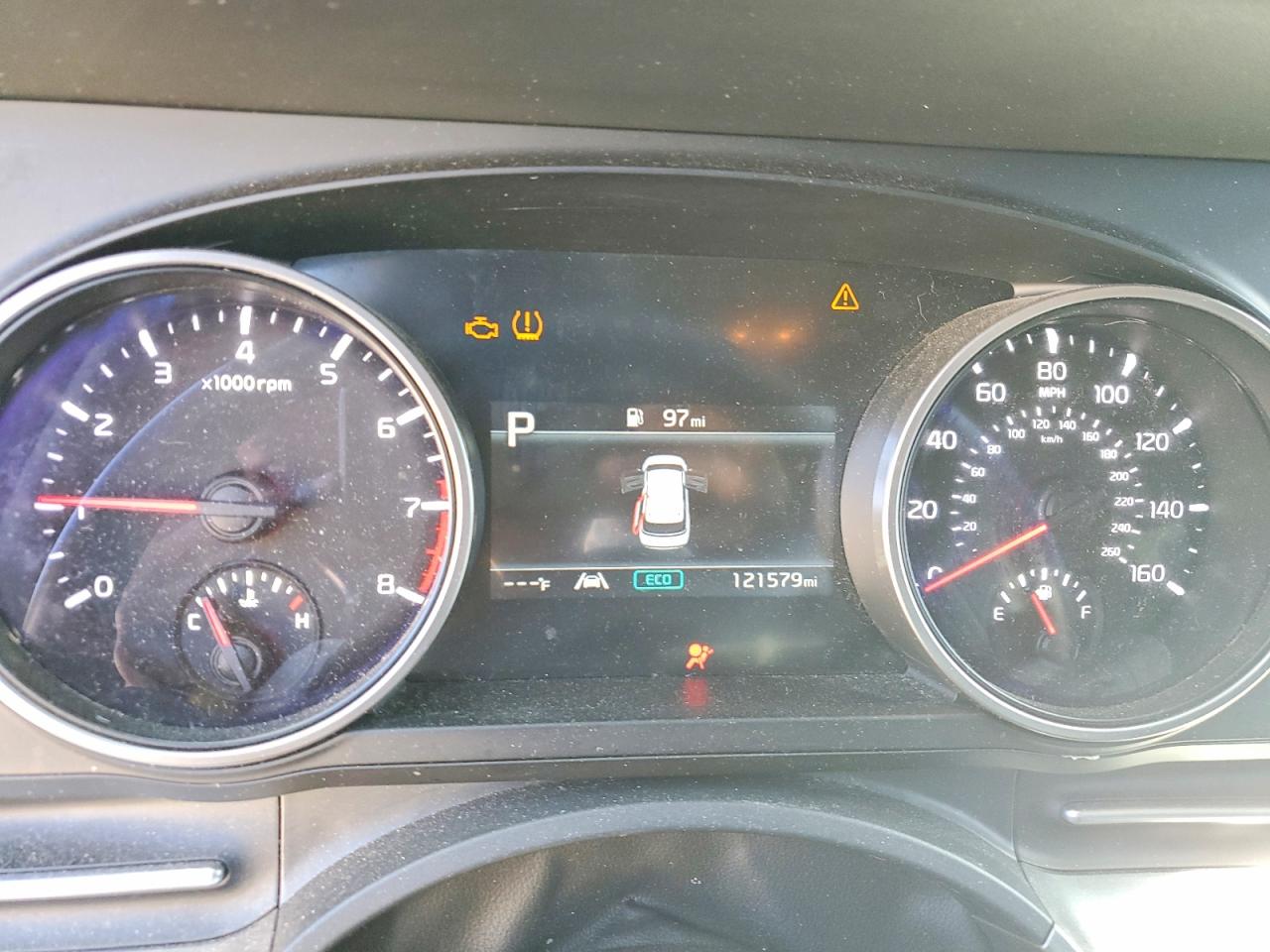 KIA CARNIVAL 2023 — 10