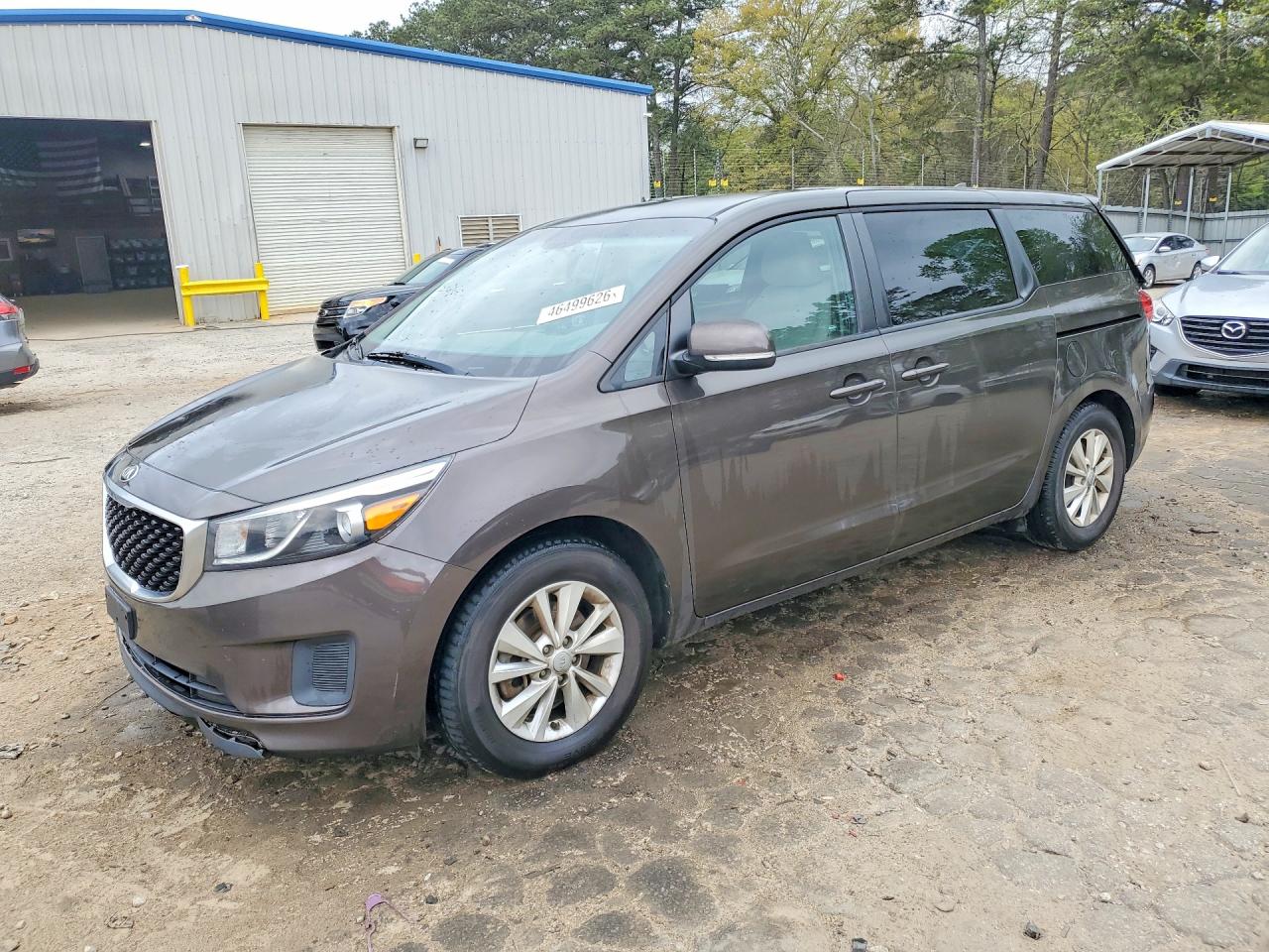 2017 KIA SEDONA LX