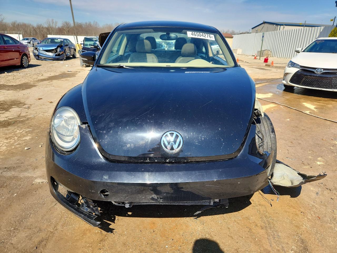 VOLKSWAGEN BEETLE 2013 — 6