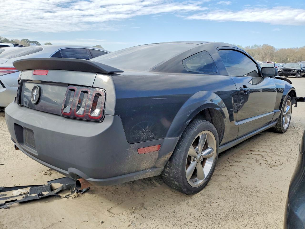 FORD MUSTANG 2008 — 4