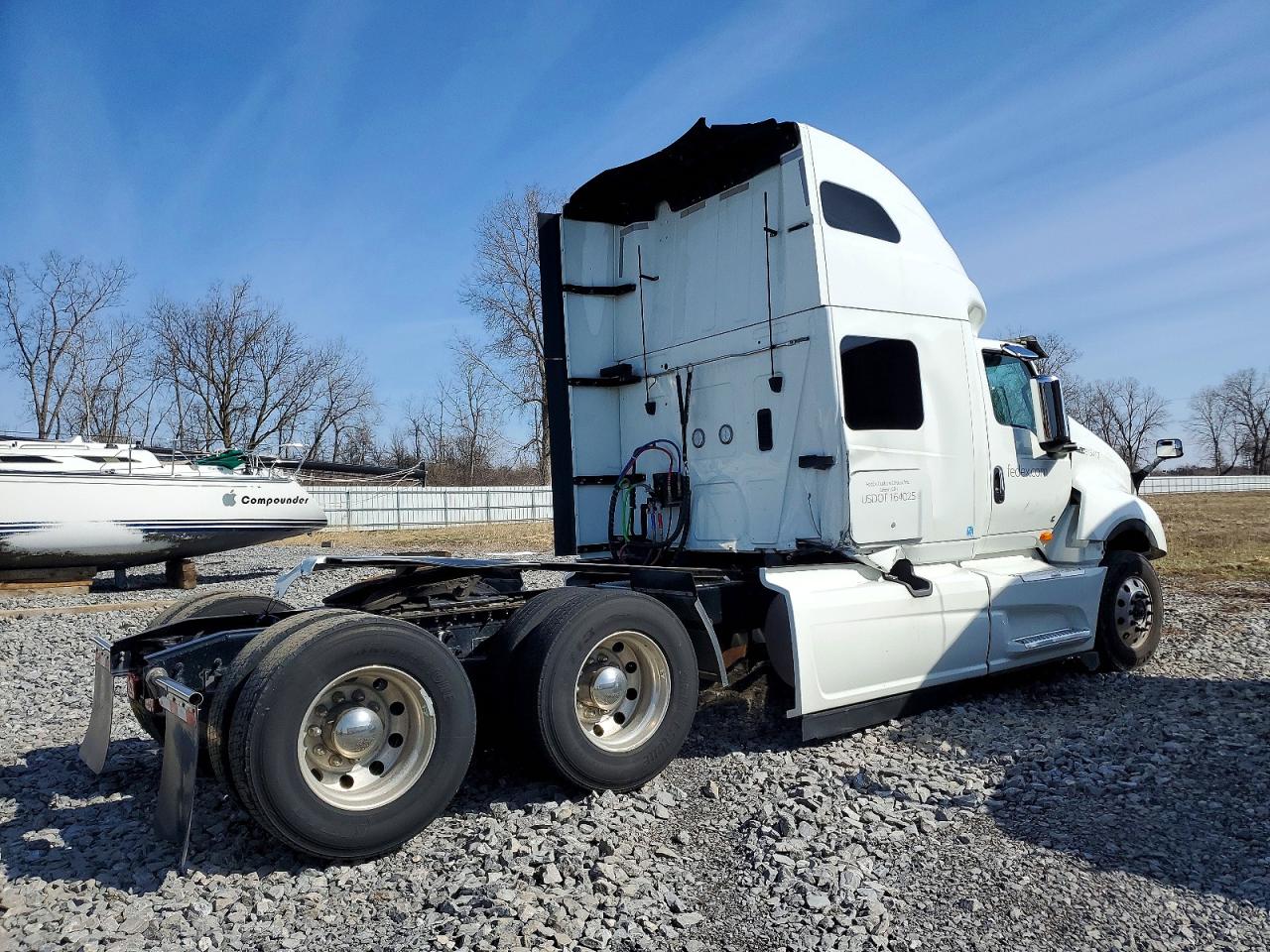 INTERNATIONAL LT625 2024 — 5