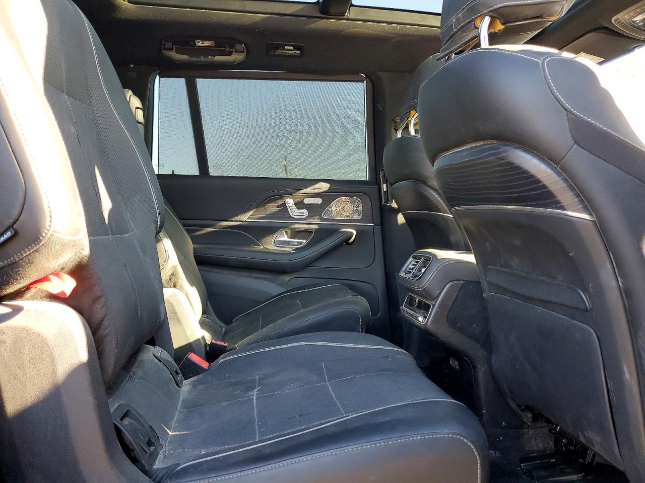 MERCEDES-BENZ GLS 2021 — 12