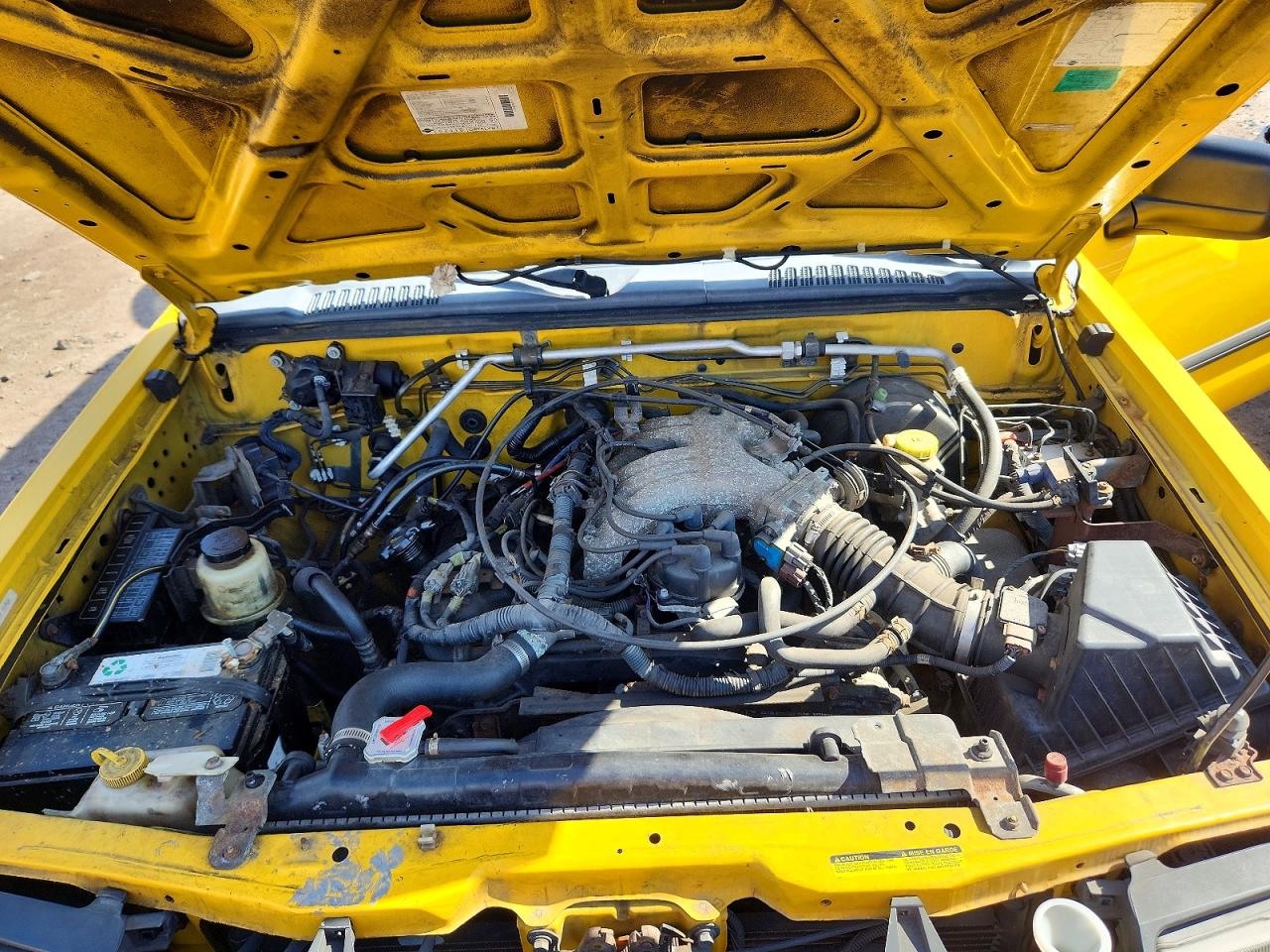 NISSAN XTERRA 2001 — 13