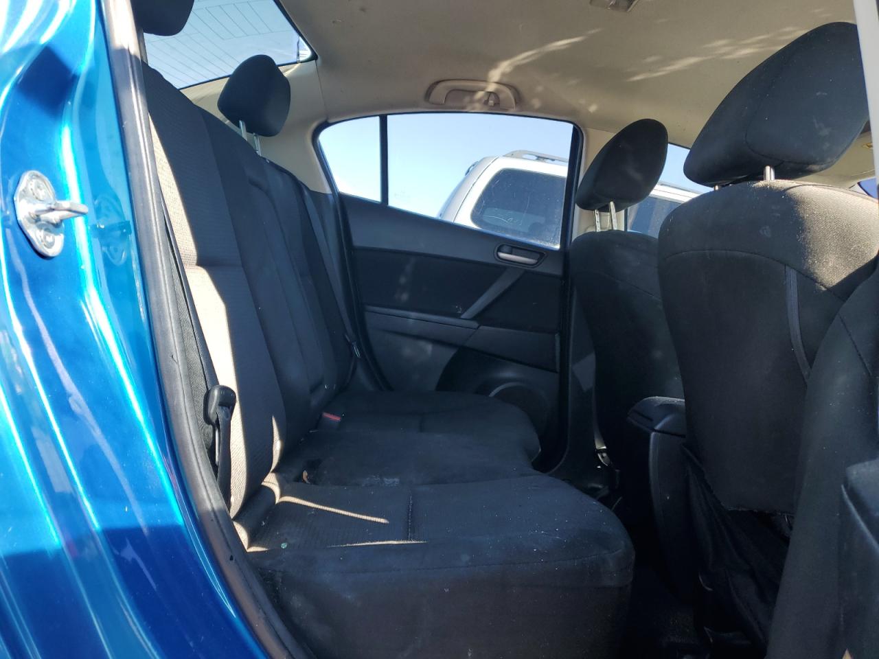 MAZDA 3 2012 — 11