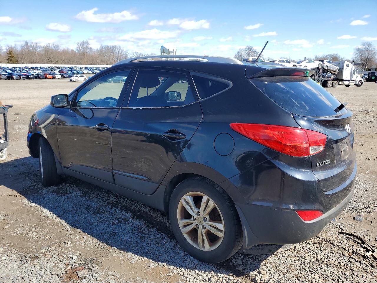 HYUNDAI TUCSON 2011 — 3