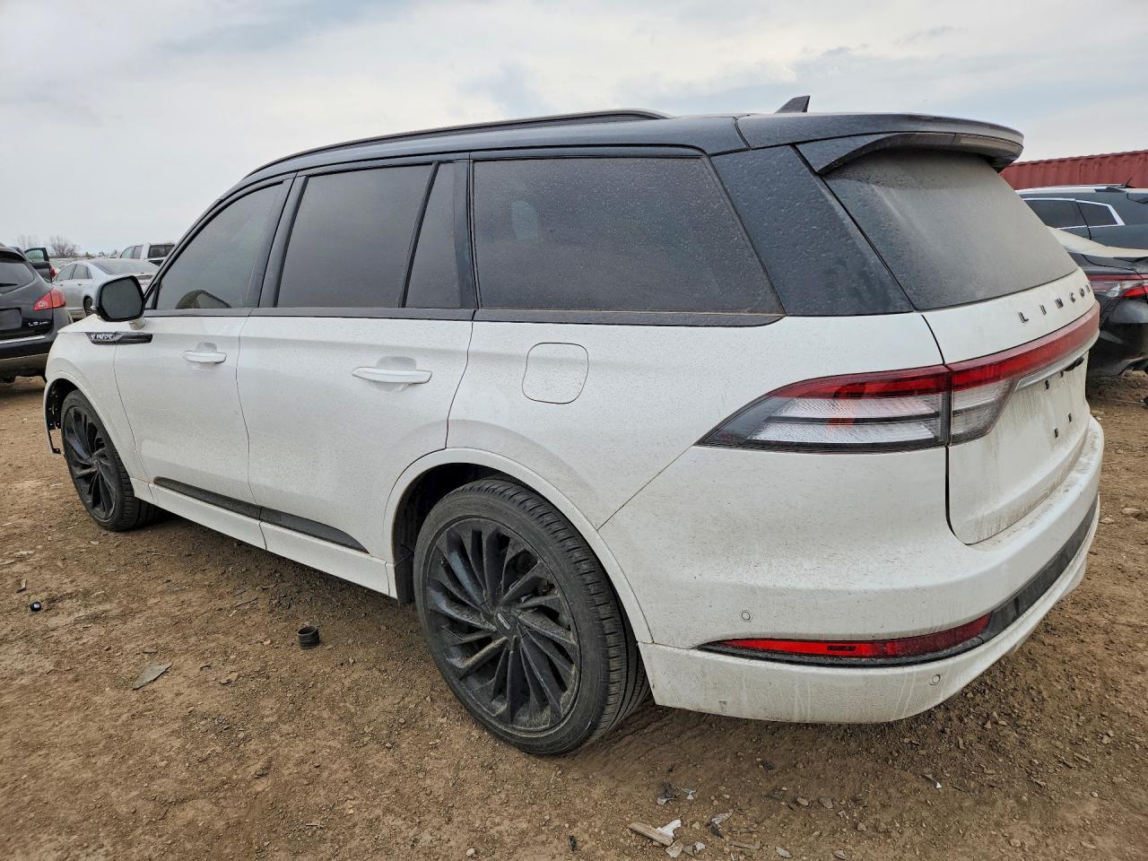 LINCOLN AVIATOR 2023 — 3