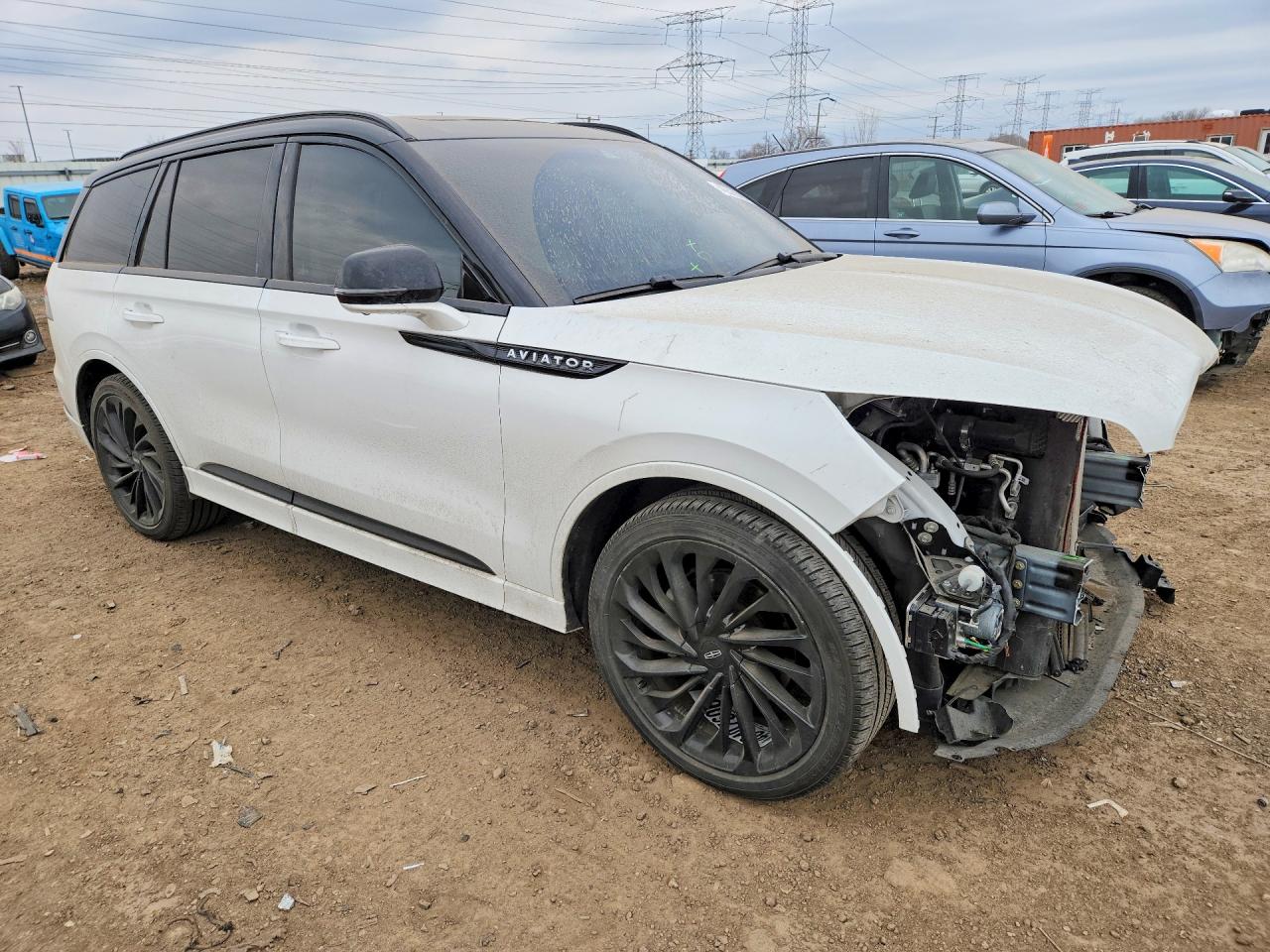 LINCOLN AVIATOR 2023 — 5