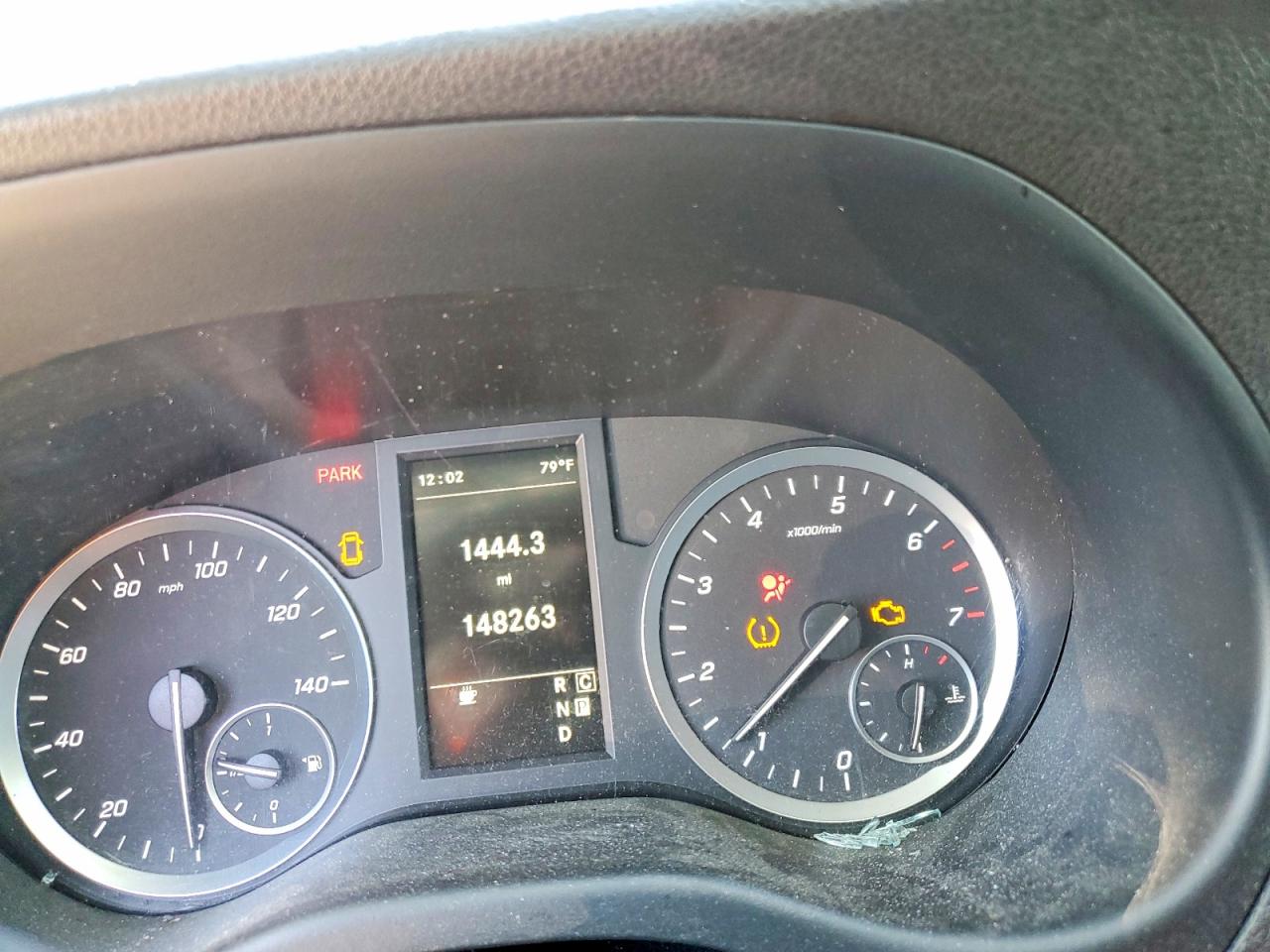 MERCEDES BENZ METRIS 2022 — 10