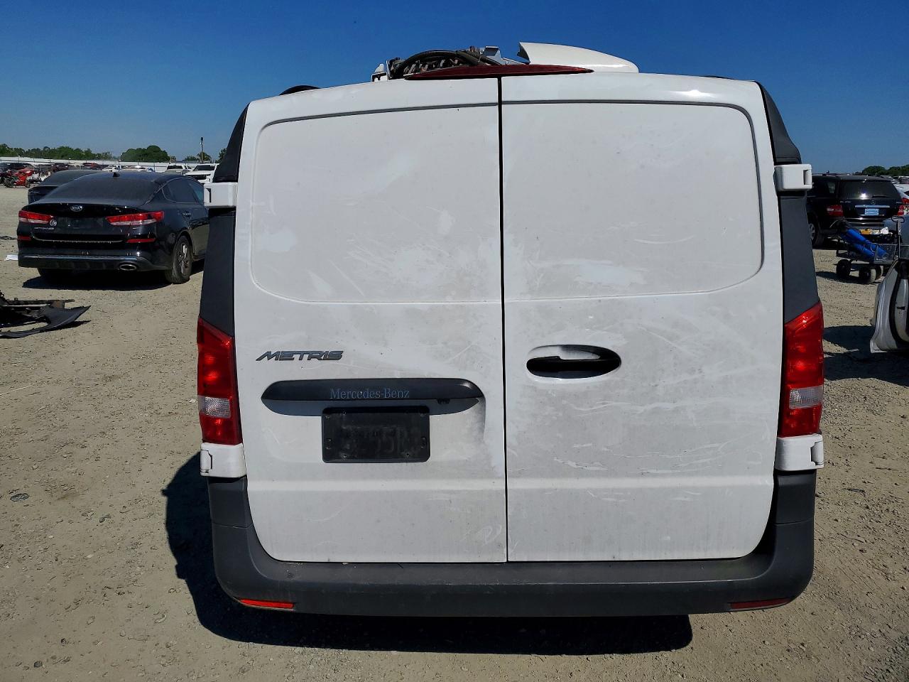 MERCEDES BENZ METRIS 2022 — 7