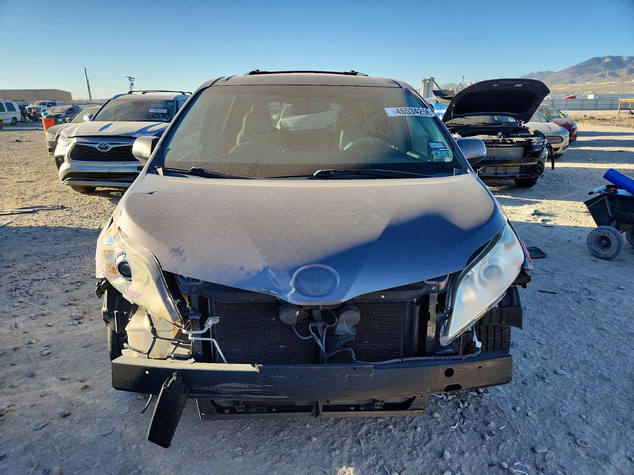 TOYOTA SIENNA 2012 — 6