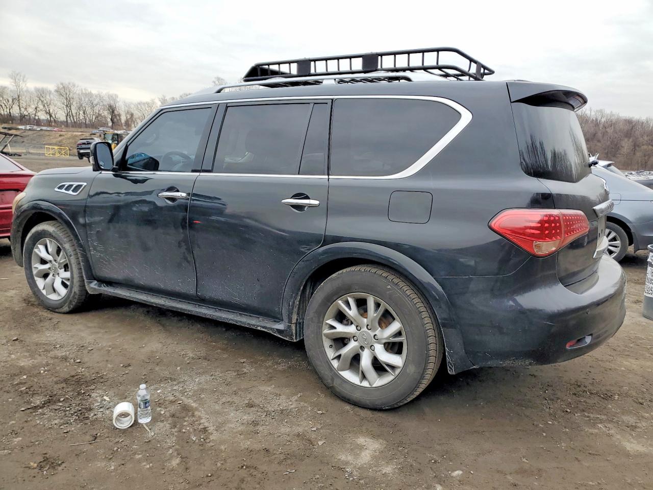 INFINITI QX56 2011 — 3