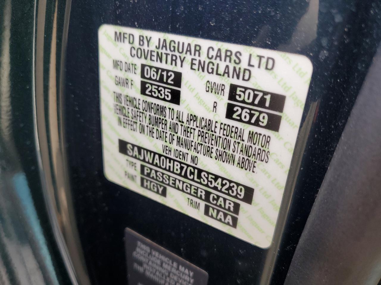 Jaguar XF 2012 — 13