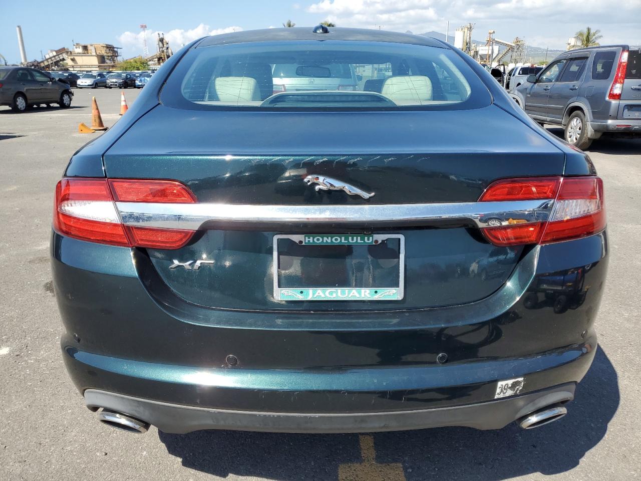 Jaguar XF 2012 — 7