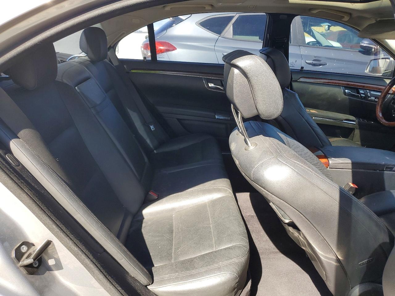 MERCEDES-BENZ S 2010 — 11