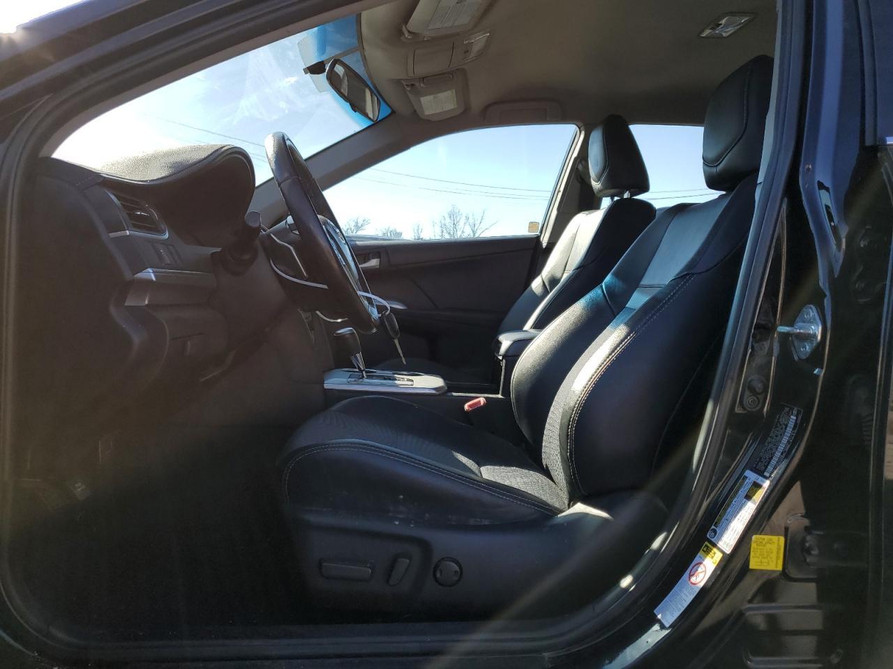 Toyota Camry 2012 — 7