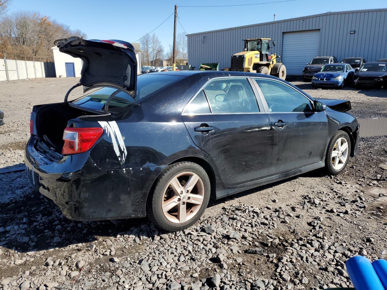 Toyota Camry 2012 — 3