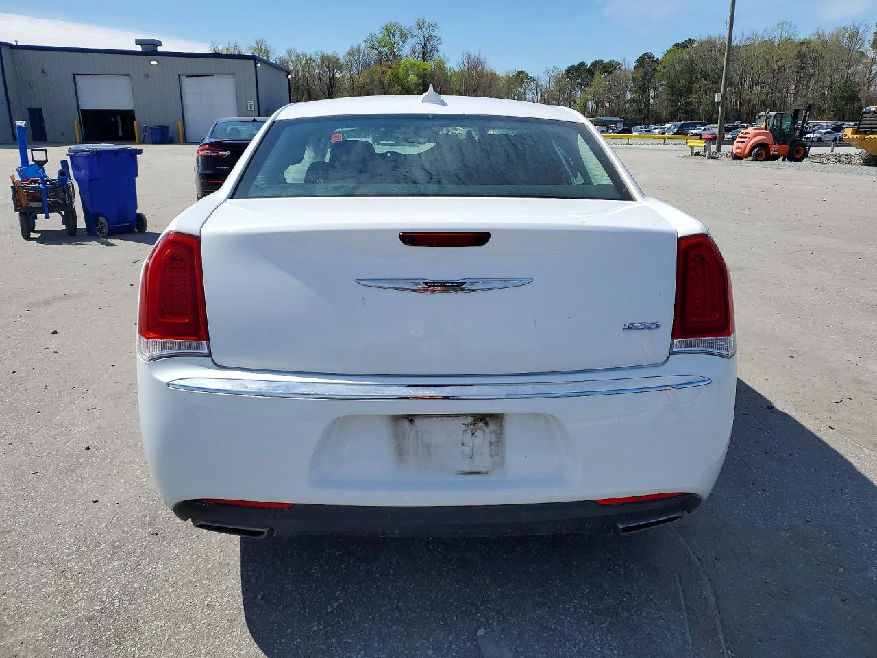 CHRYSLER 300 2017 — 7