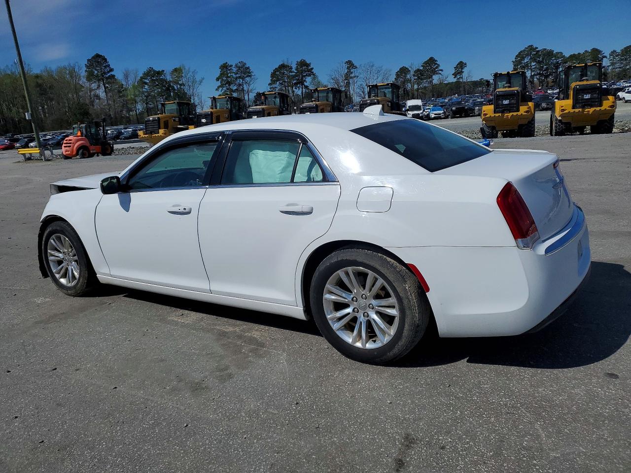 CHRYSLER 300 2017 — 3