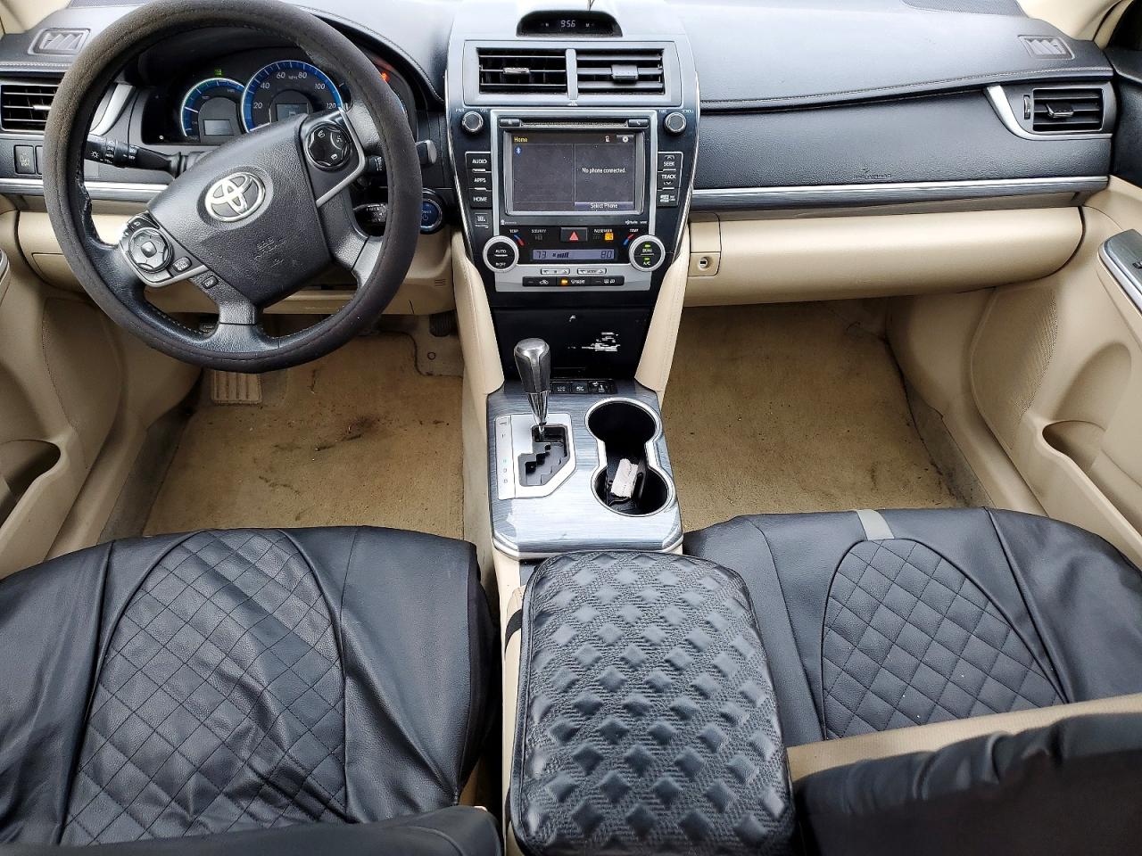 TOYOTA CAMRY HYBRID 2014 — 9