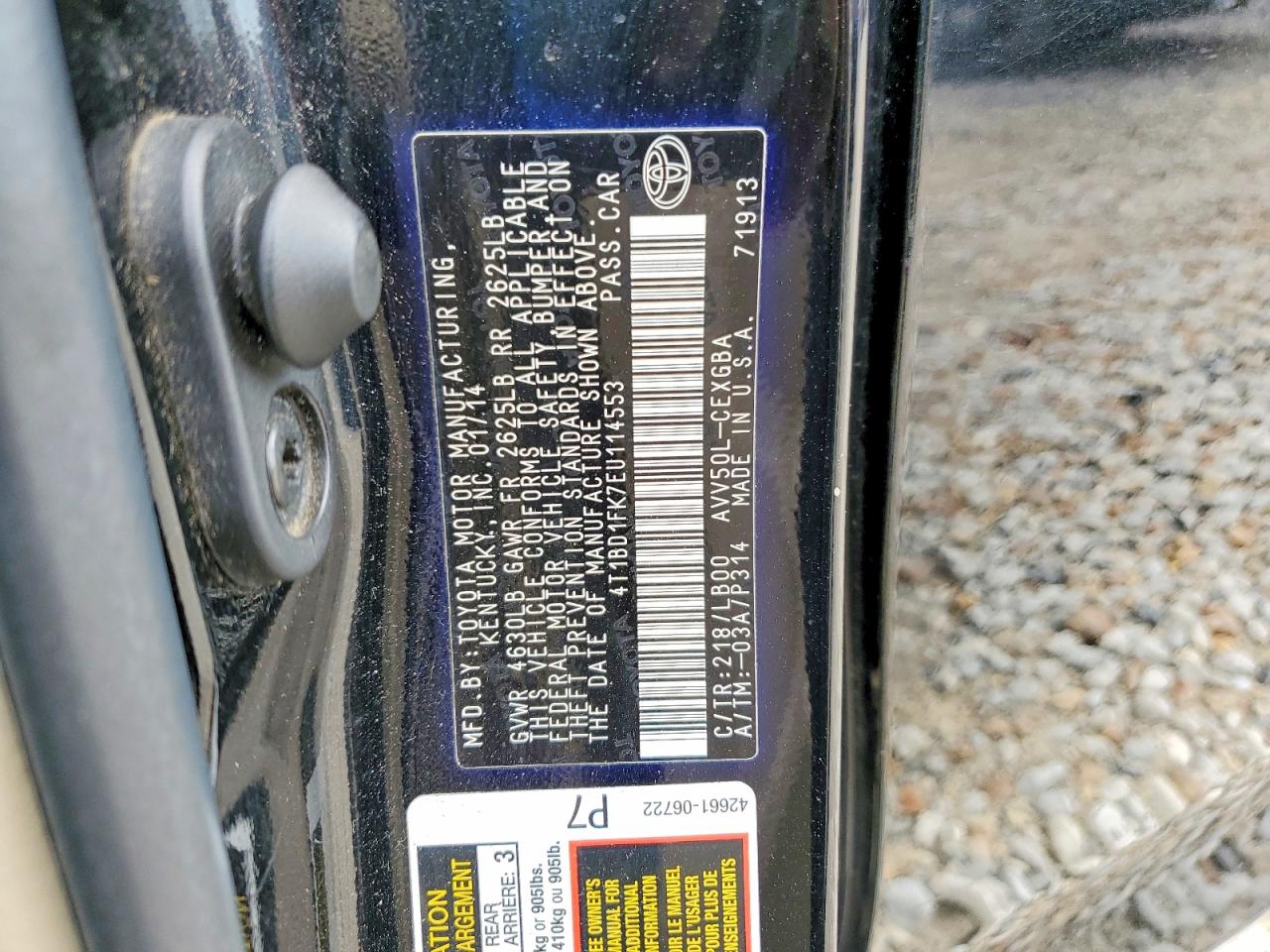 TOYOTA CAMRY HYBRID 2014 — 13
