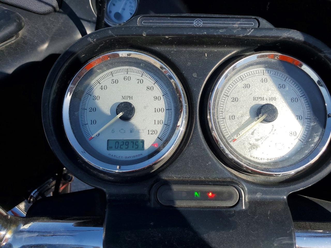HARLEY-DAVIDSON FLTRX 2013 — 8