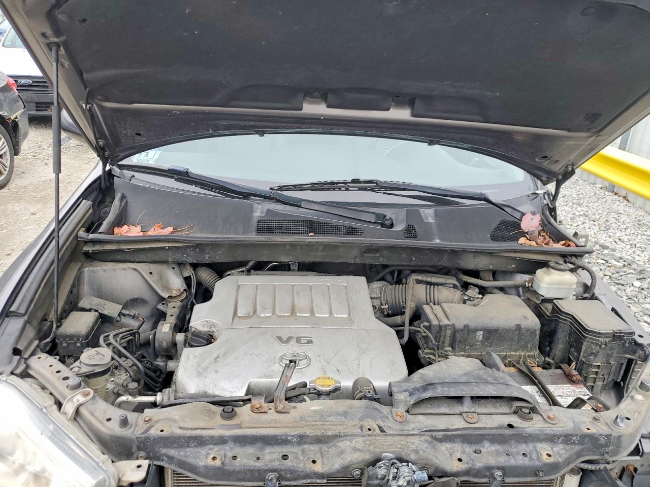 TOYOTA HIGHLANDER 2011 — 13