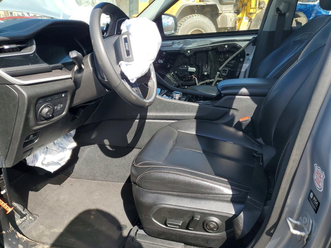 JEEP GRAND CHEROKEE 2023 — 8