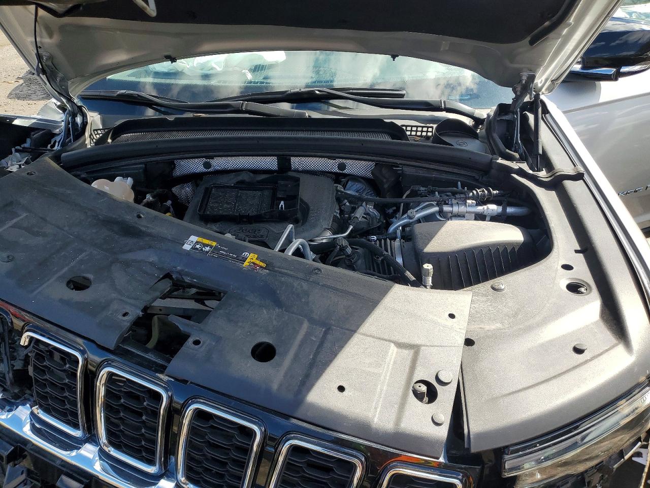 JEEP GRAND CHEROKEE 2023 — 12