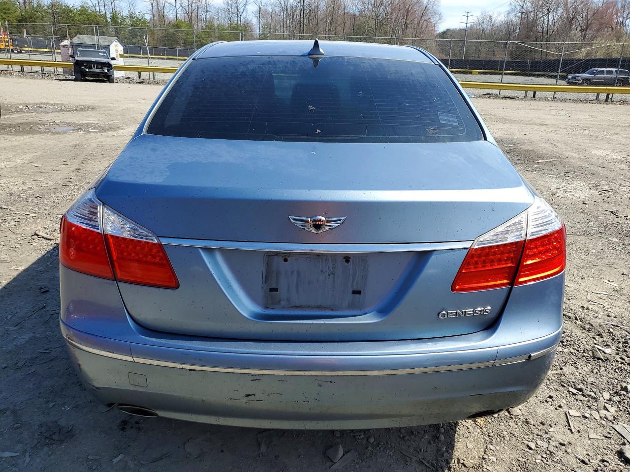 HYUNDAI GENESIS 2010 — 7