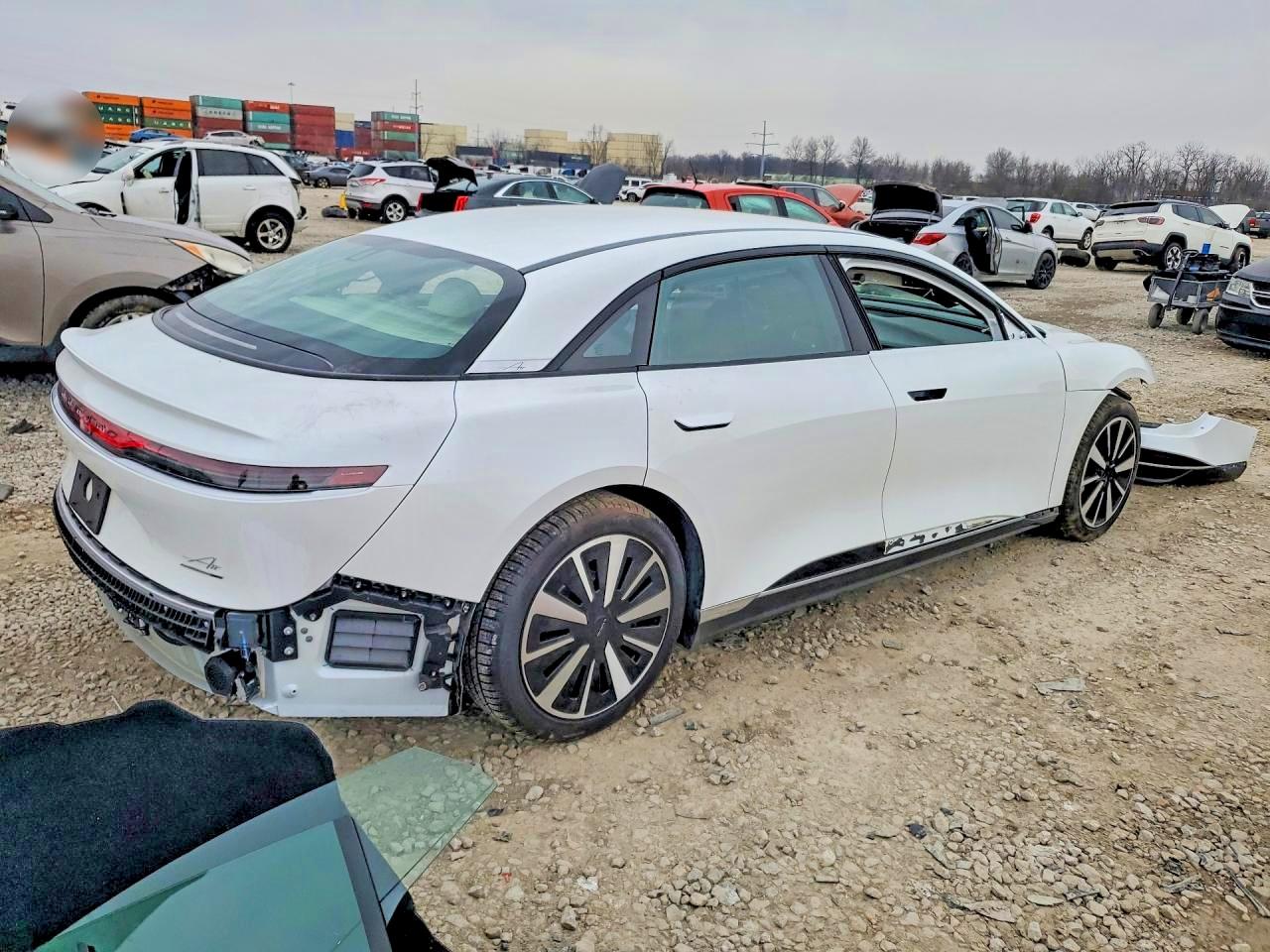 LUCID MOTORS AIR 2026 — 4