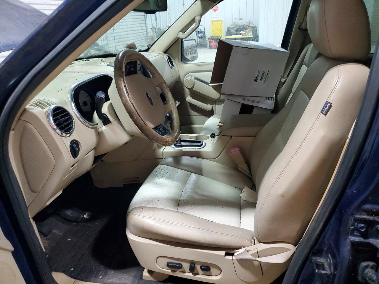 FORD EXPLORER SPORT TRAC 2007 — 8
