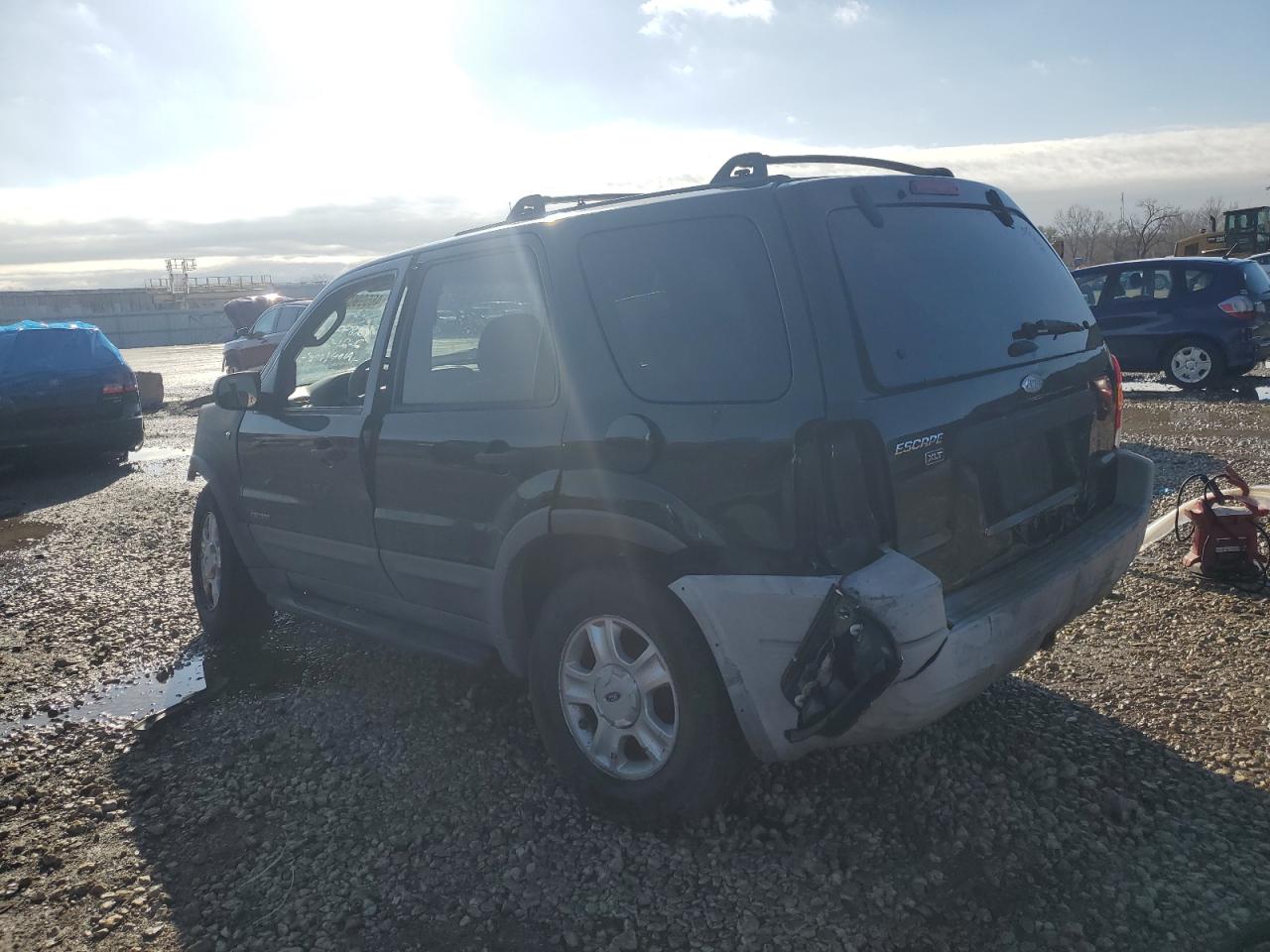 FORD ESCAPE 2002 — 3