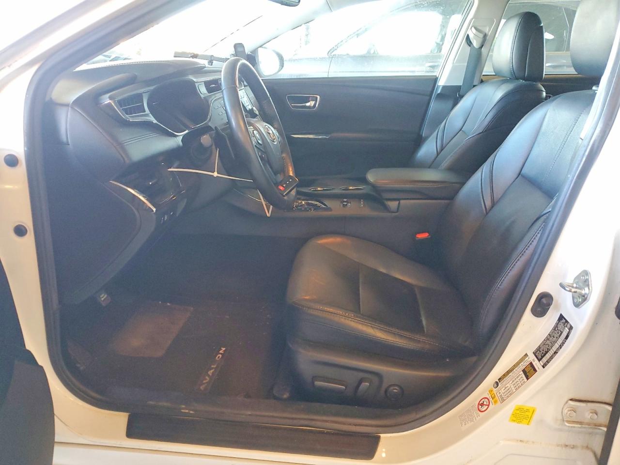TOYOTA AVALON 2016 — 8