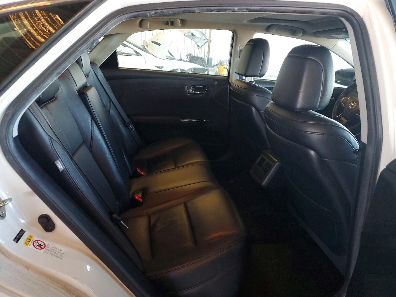 TOYOTA AVALON 2016 — 11