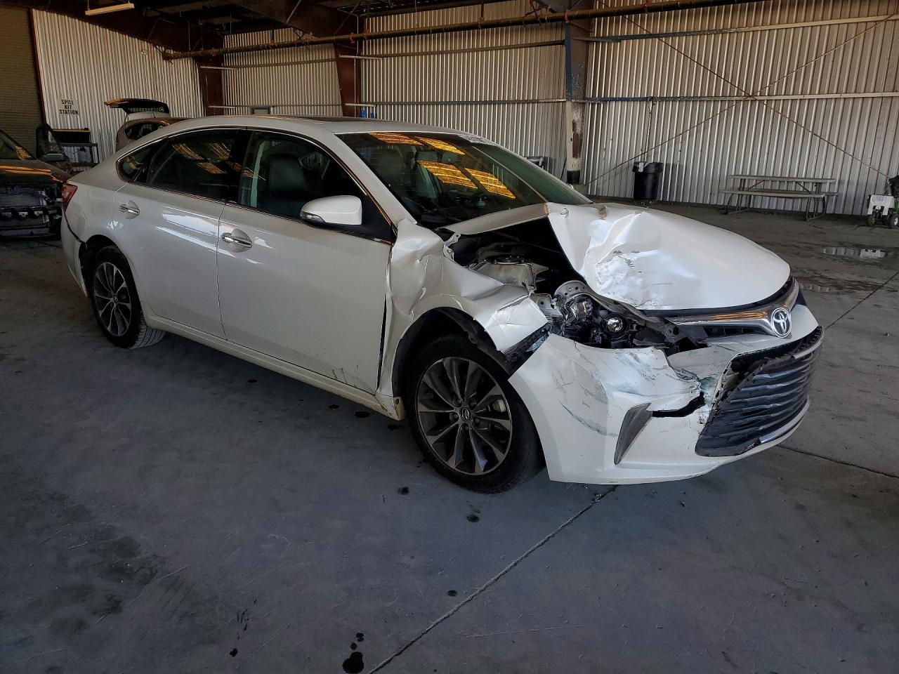 TOYOTA AVALON 2016 — 5