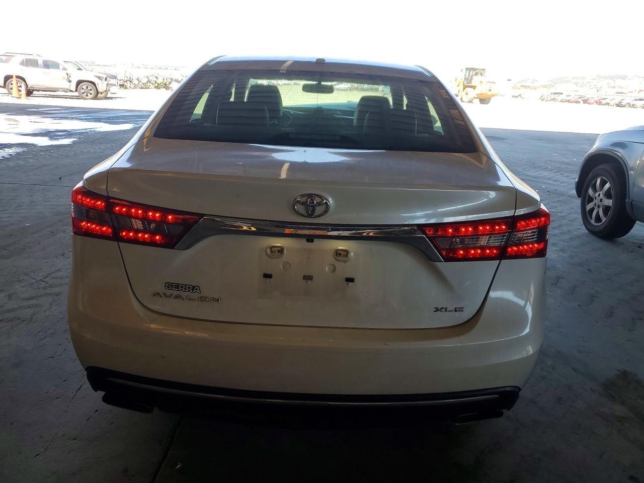 TOYOTA AVALON 2016 — 7