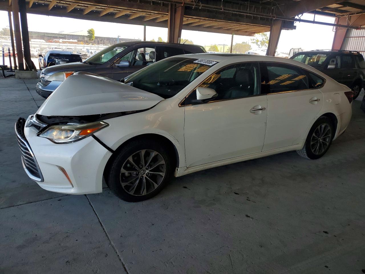 TOYOTA AVALON 2016 — 2
