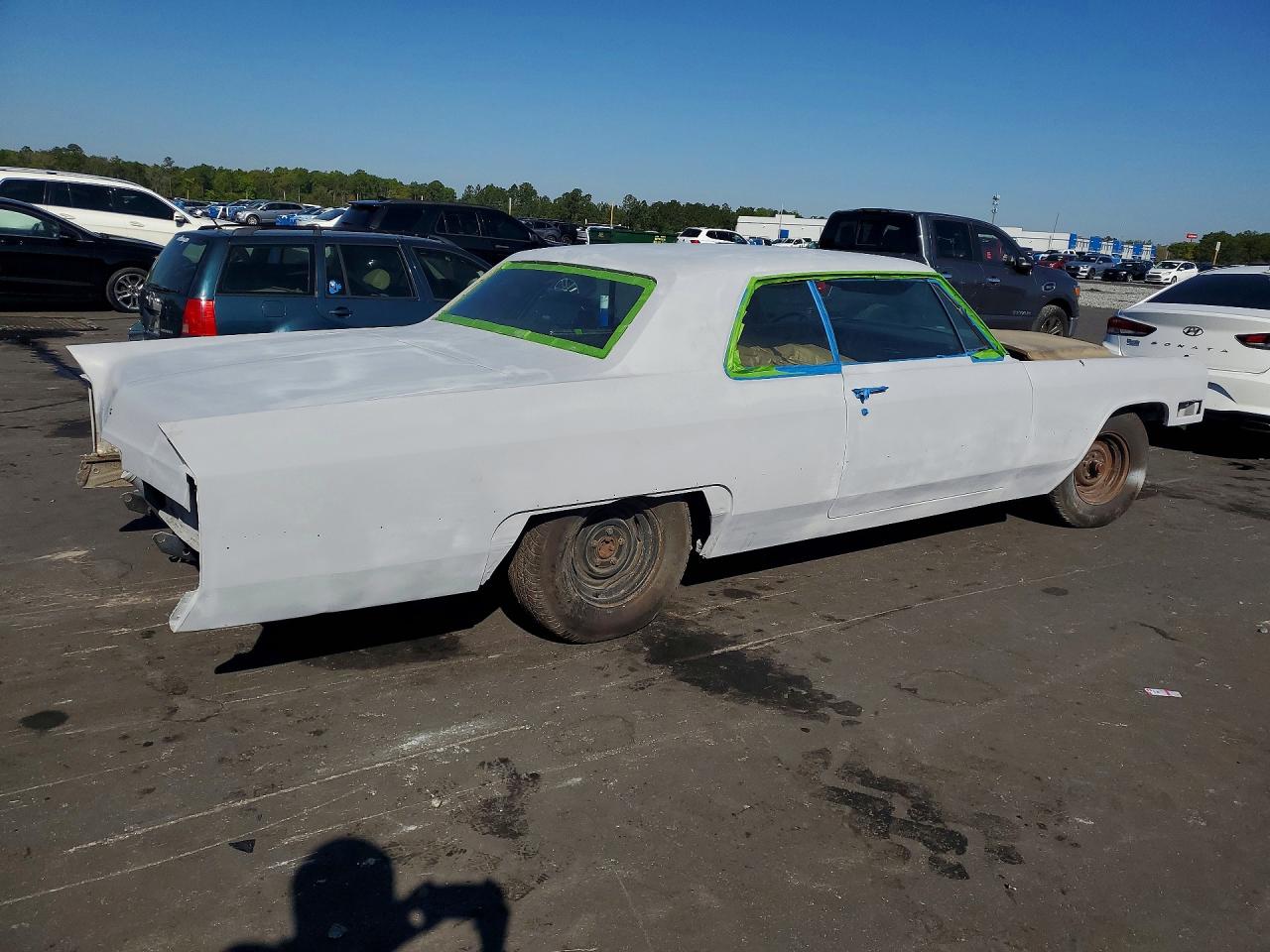 CADILLAC COUPDEVILL 1966 — 4