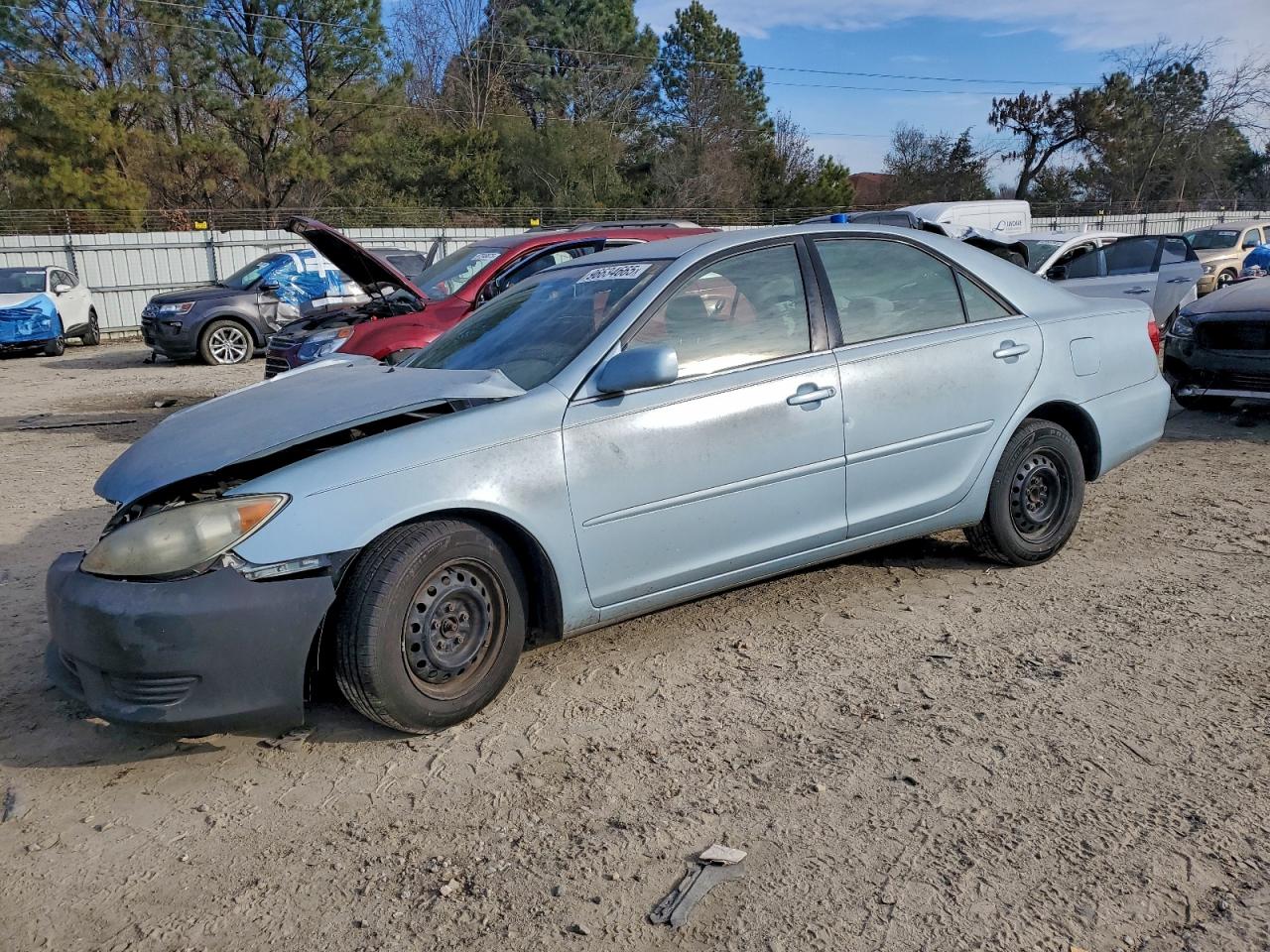 2005 TOYOTA CAMRY LE