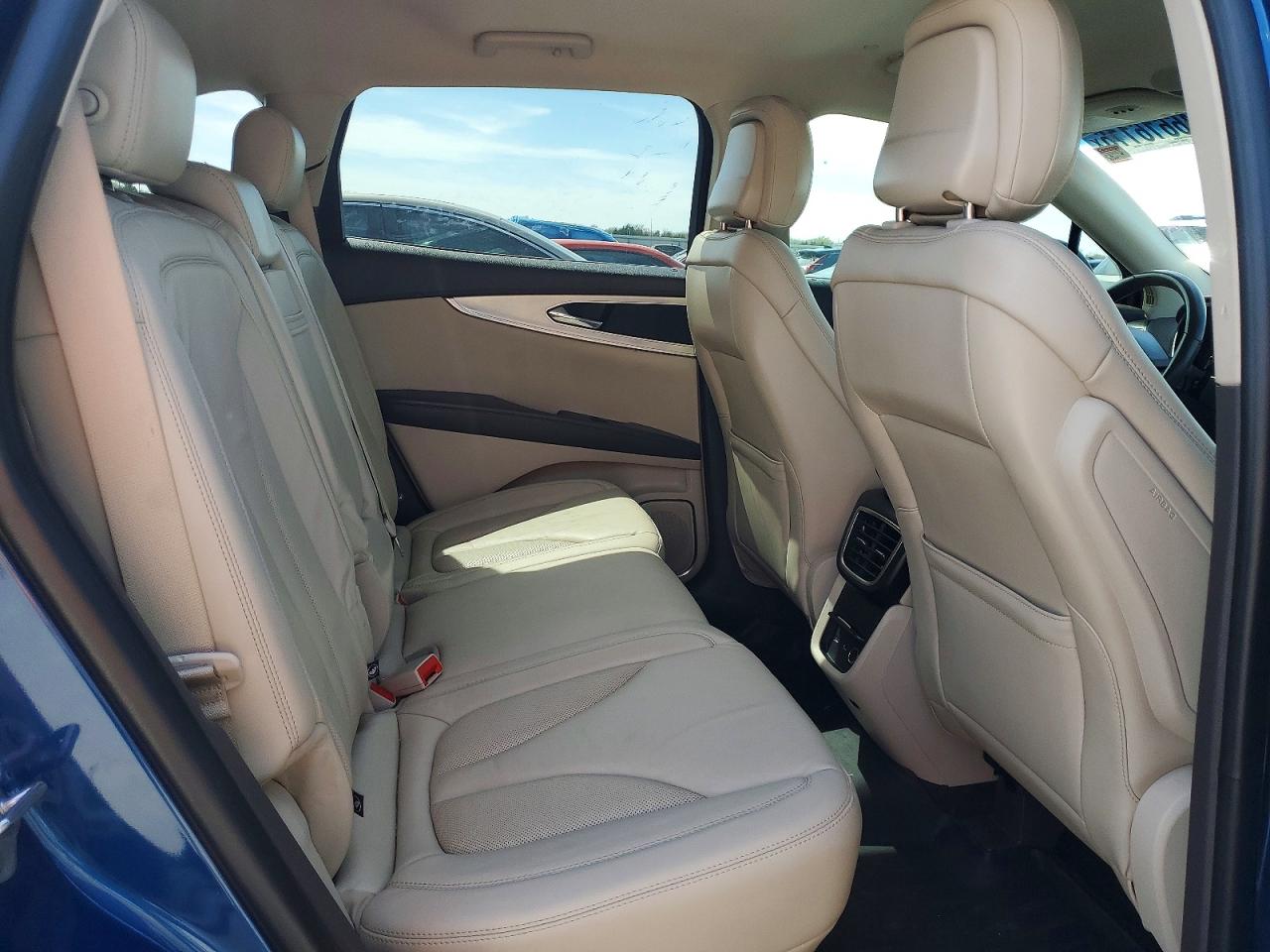 LINCOLN NAUTILUS 2020 — 12