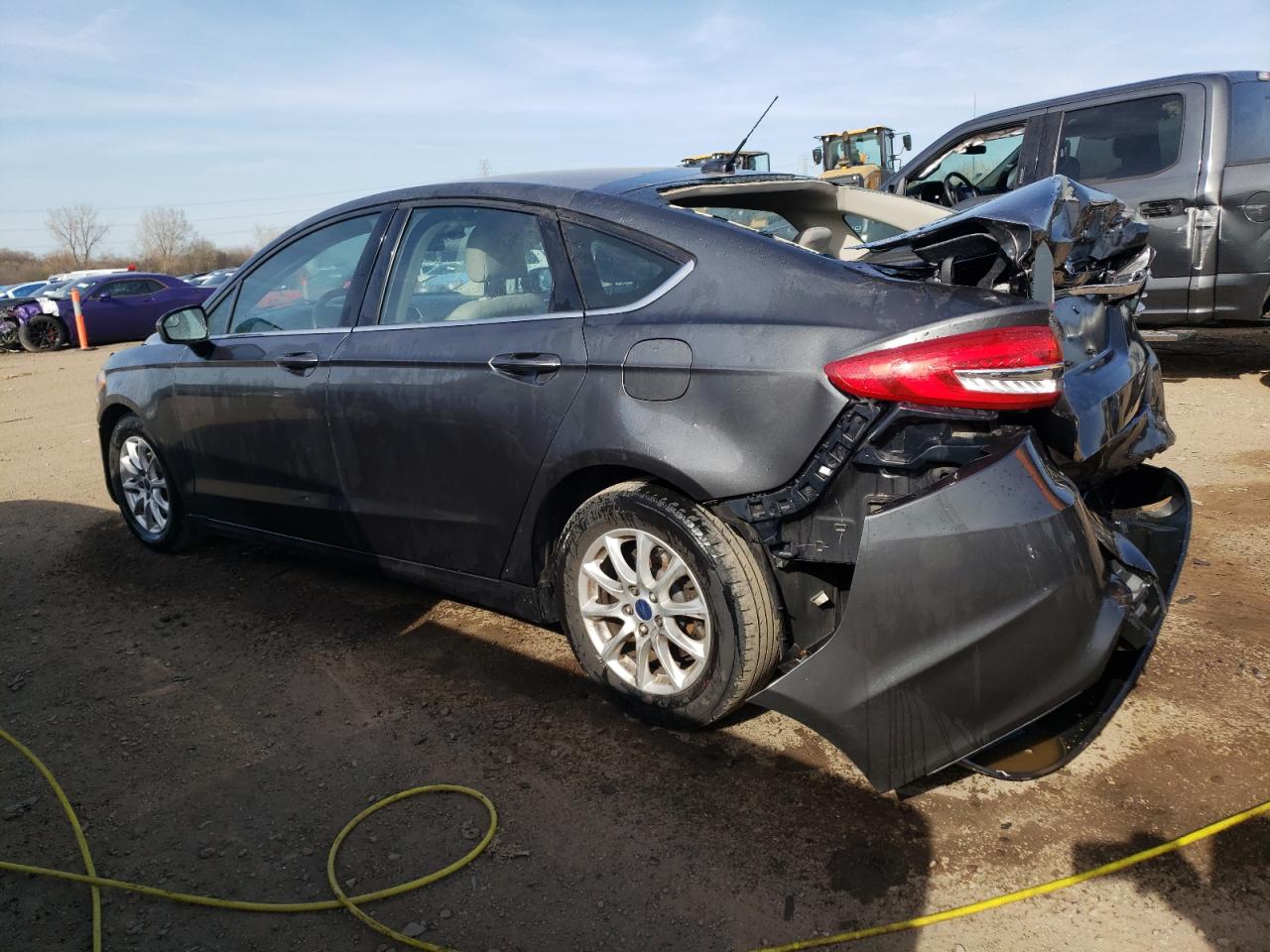 FORD FUSION 2017 — 3