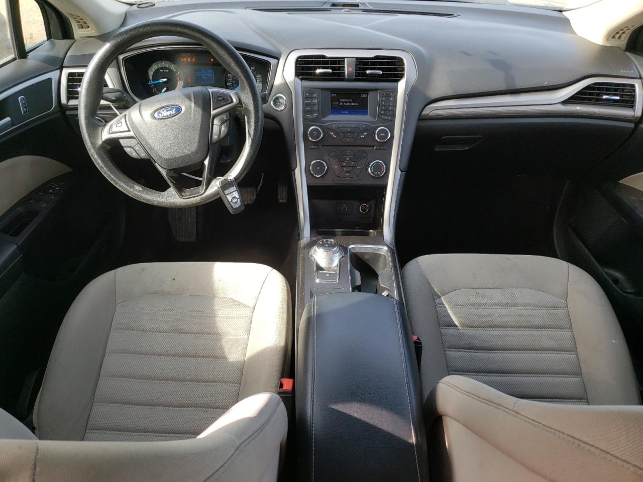 FORD FUSION 2017 — 9