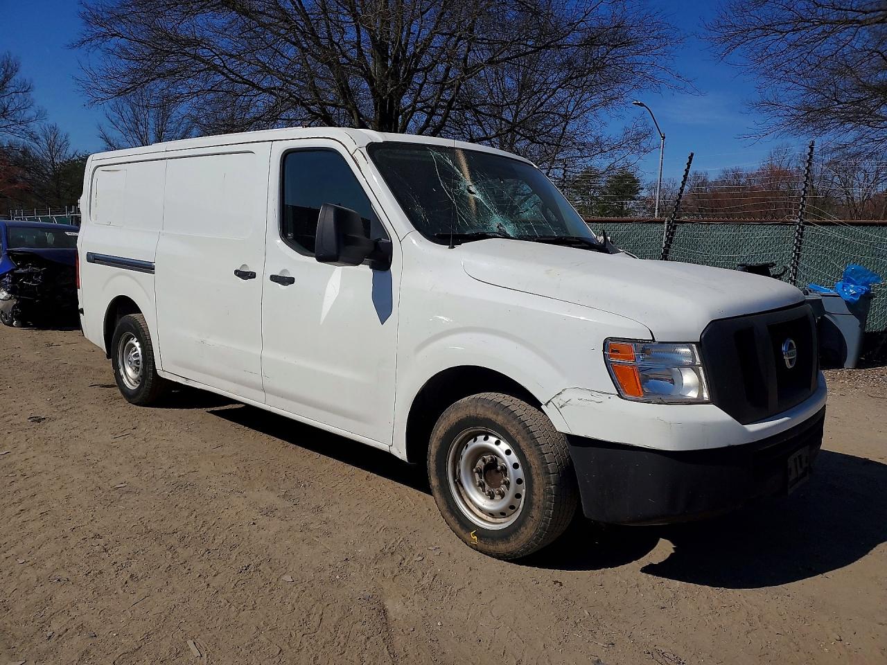 2013 NISSAN NV 1500