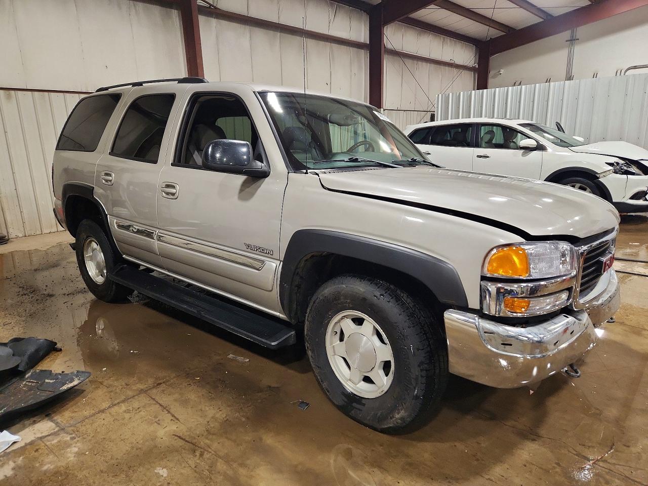2004 GMC YUKON