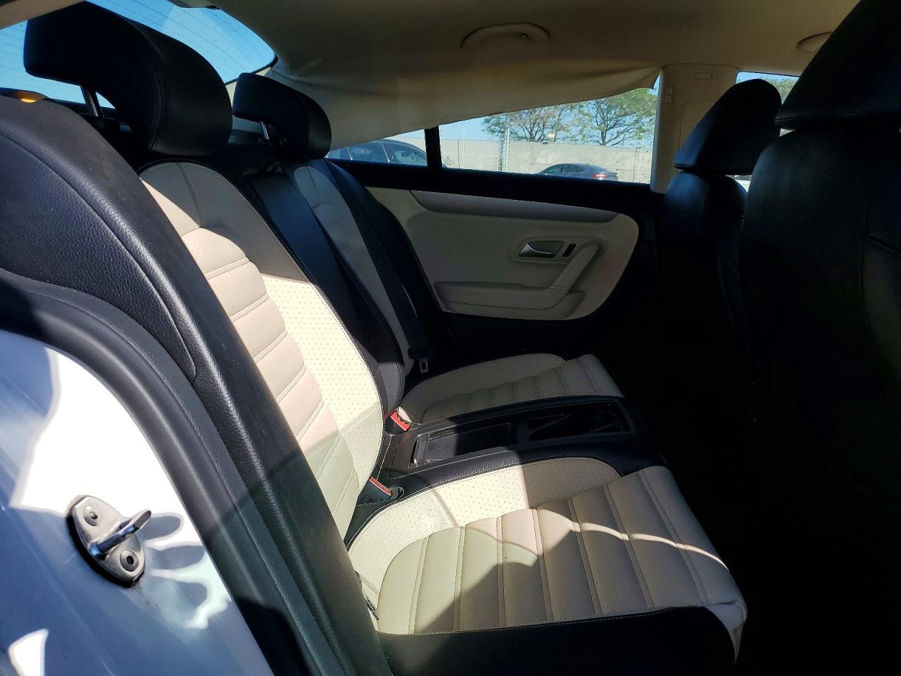 VOLKSWAGEN CC 2012 — 11