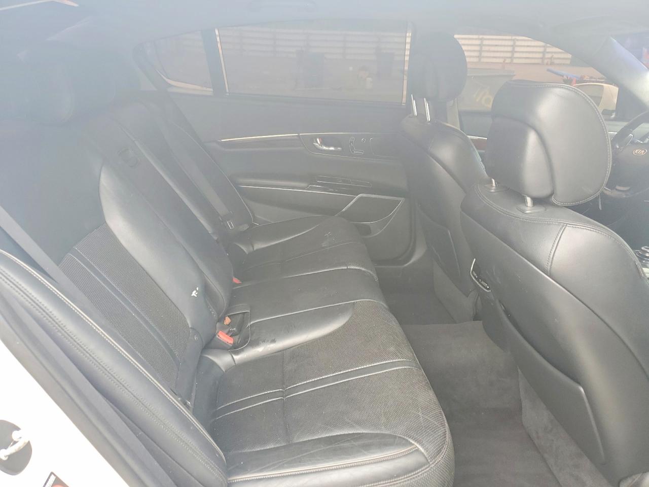KIA K900 2015 — 11